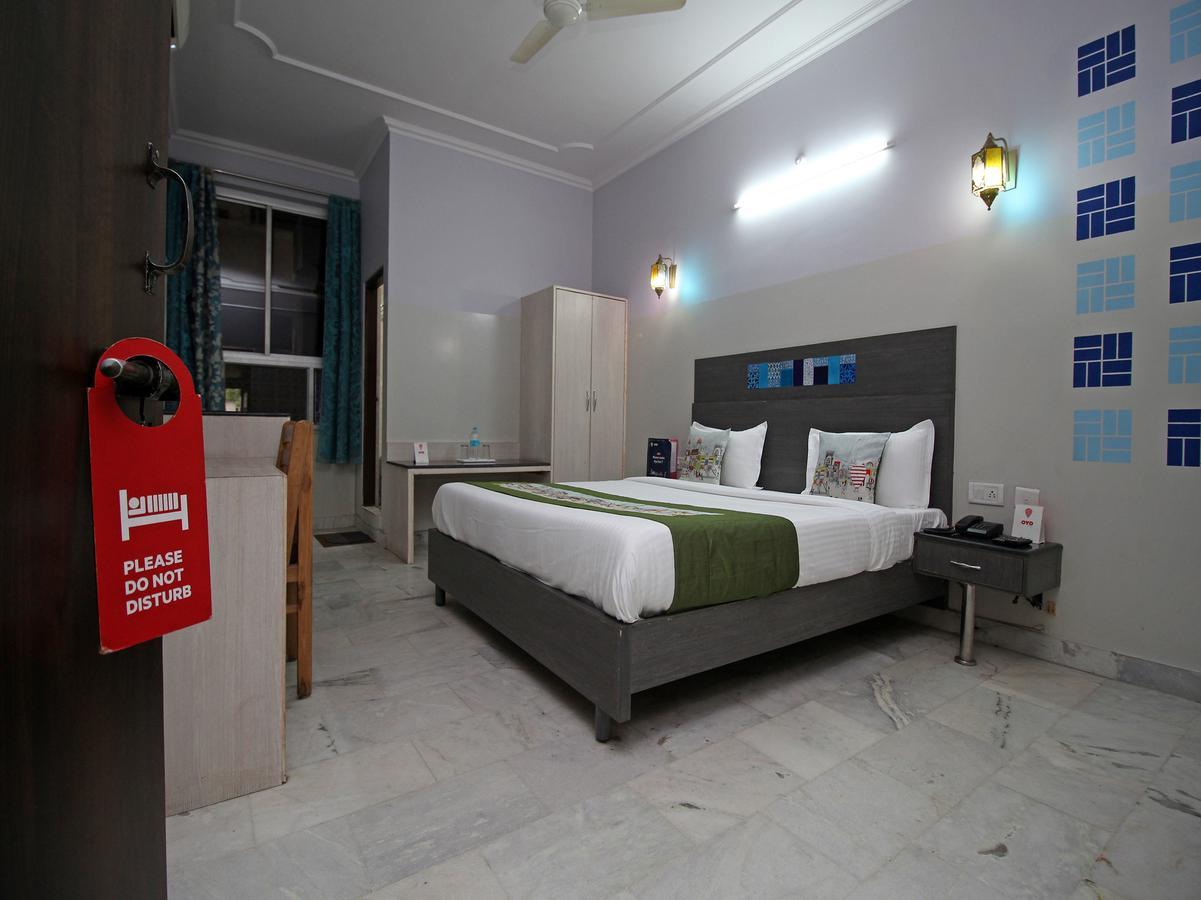 Oyo 1143 Hotel Rdb Palace ジャイプール エクステリア 写真