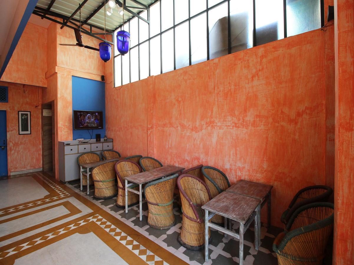 Oyo 1143 Hotel Rdb Palace ジャイプール エクステリア 写真